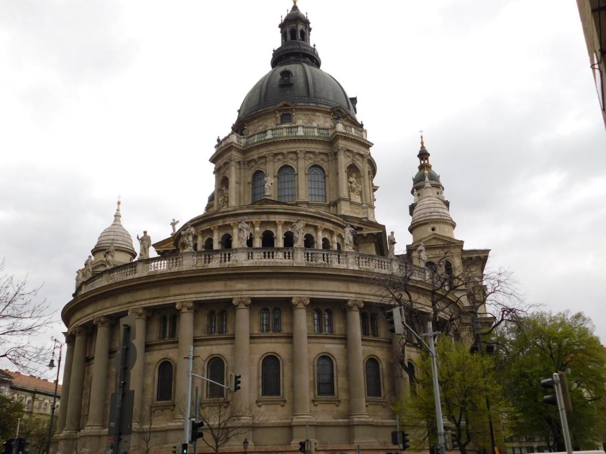 The Wonder Deer Apartment Next To The Opera Self Check-In Budapest Exterior photo